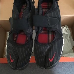 Air Rift size 10 New